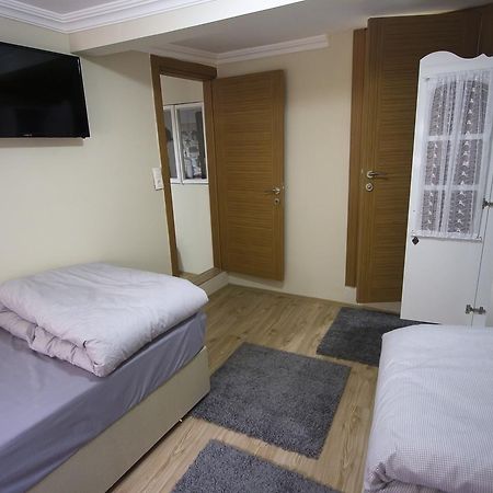 Istanbul Erasmus House Hotell Exteriör bild